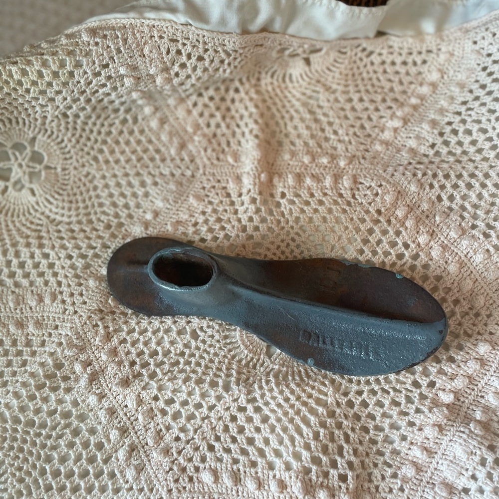 Vintage Cast Iron Shoe Cobbler